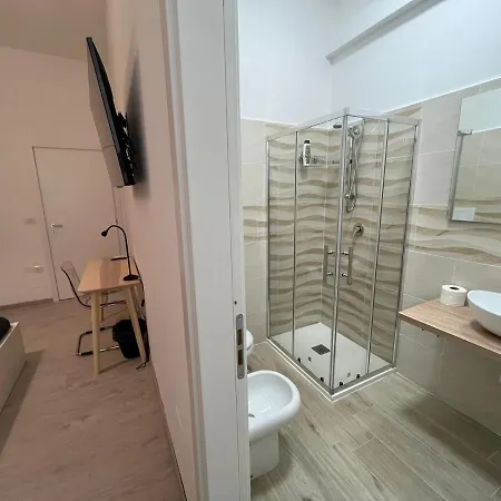 Donna Luisa A Santa Chiara Neapel