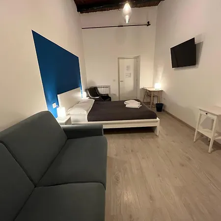 Donna Luisa A Santa Chiara 3* Neapel