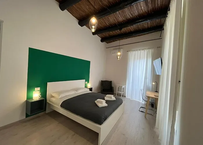 Donna Luisa A Santa Chiara Bed & Breakfast Napoli