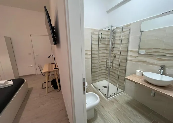 Donna Luisa A Santa Chiara Napoli