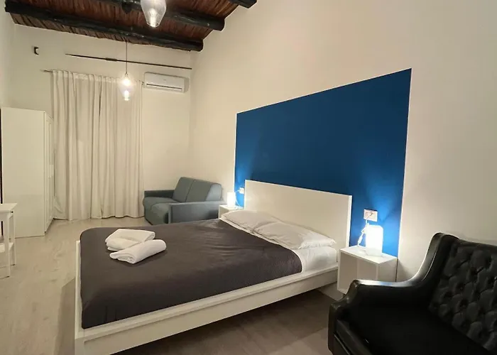 Donna Luisa A Santa Chiara Bed & Breakfast Napoli