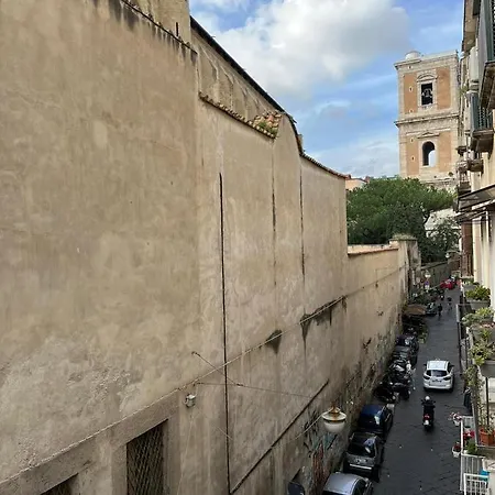 Donna Luisa A Santa Chiara