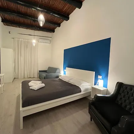 Donna Luisa A Santa Chiara B&B 나폴리